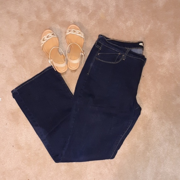 Old Navy Denim - 🔥 PLUS Old Navy Flirt Bootcut Jeans